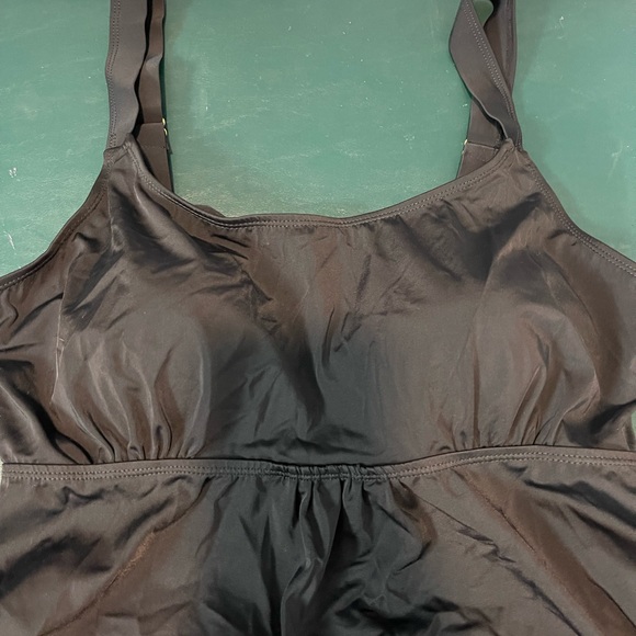 Plus size 2 piece swimsuit size 16 - Picture 3 of 12